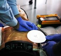 SGEM#107: Can’t Touch This – Hands on Defibrillation